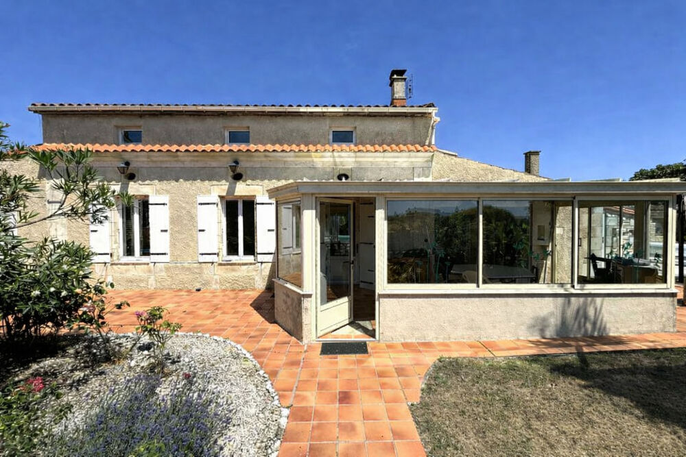 Maison Trizay