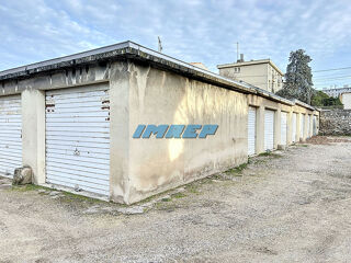  Parking / Garage � vendre 
