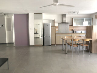  Appartement à louer 3 pièces 74 m²