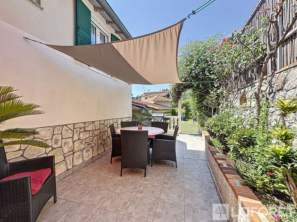 Vente Appartement Spacieux trois pièces - calme - centre ville - jardin - piscine Roquebrune-cap-martin