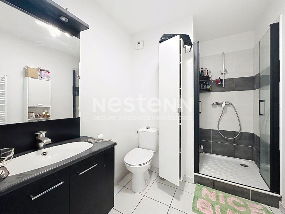 Vente Appartement Appartement 2 pièces avec terrasse - 69500 BRON Bron