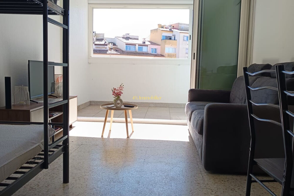 A VENDRE EN EXCLUSIVITE BEAU STUDIO PROCHE DES PLAGES ET COMMERCES