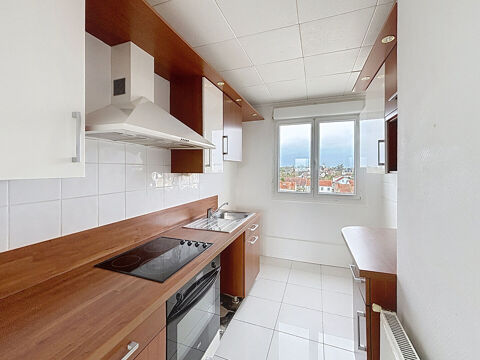  Appartement � louer 4 pi�ces 77 m�