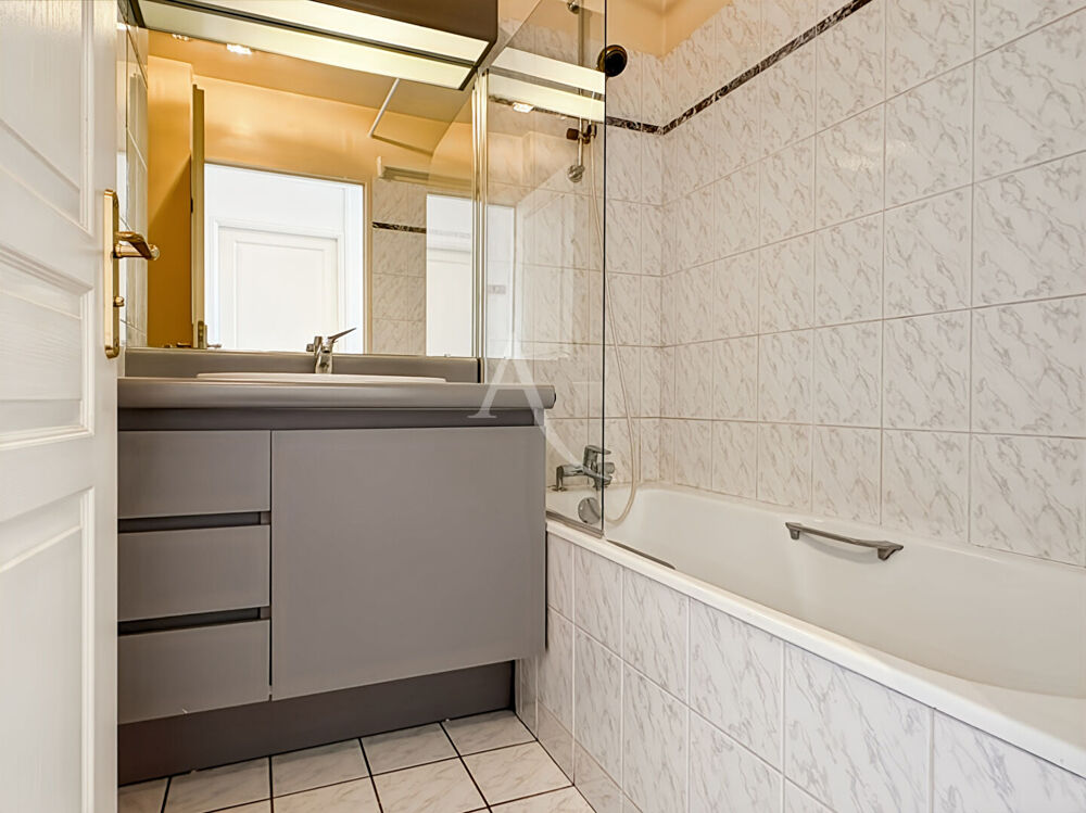 Vente Appartement Boulogne Silly-Gallieni  Studio 34 m²  9e étage   Vue panoramique  Balcon Boulogne billancourt