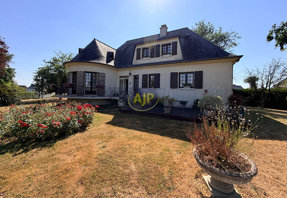 Maison Grand-Fougeray 6 pièces 153 m2 - 2356 m² Terrain