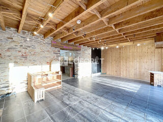  Immeuble � vendre 310 m�