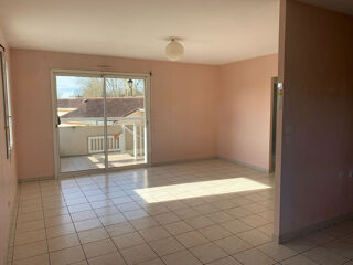  Appartement à louer 3 pièces 64 m²