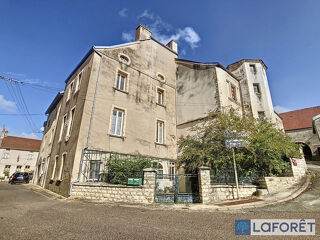  Immeuble  vendre 6 pices 142 m