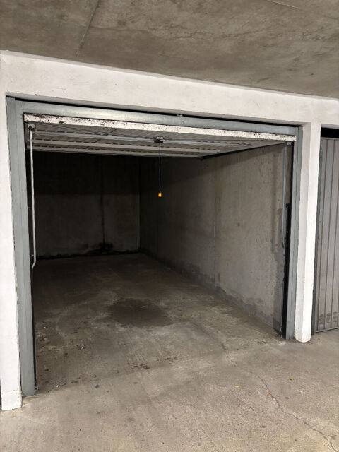  Parking / Garage � louer 1 pi�ce 