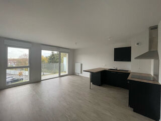  Appartement à louer 3 pièces 61 m²