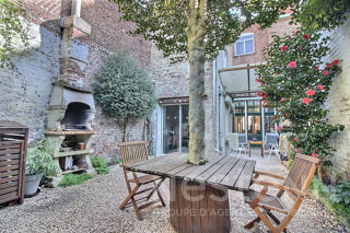  Maison  vendre 8 pices 