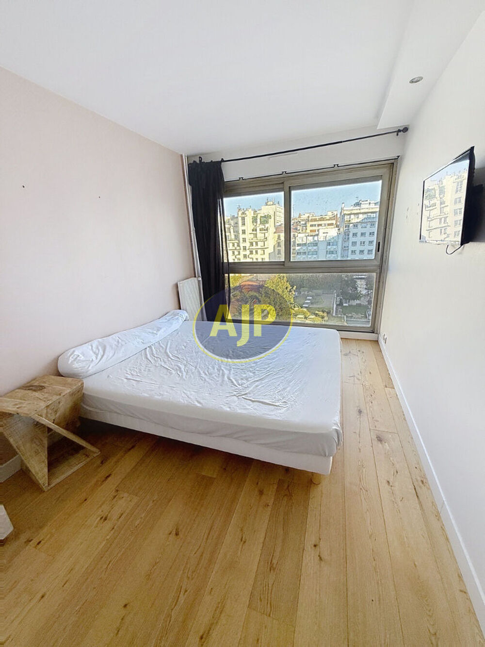 Vente Appartement PARIS 15ème 2 pièces. Paris 15