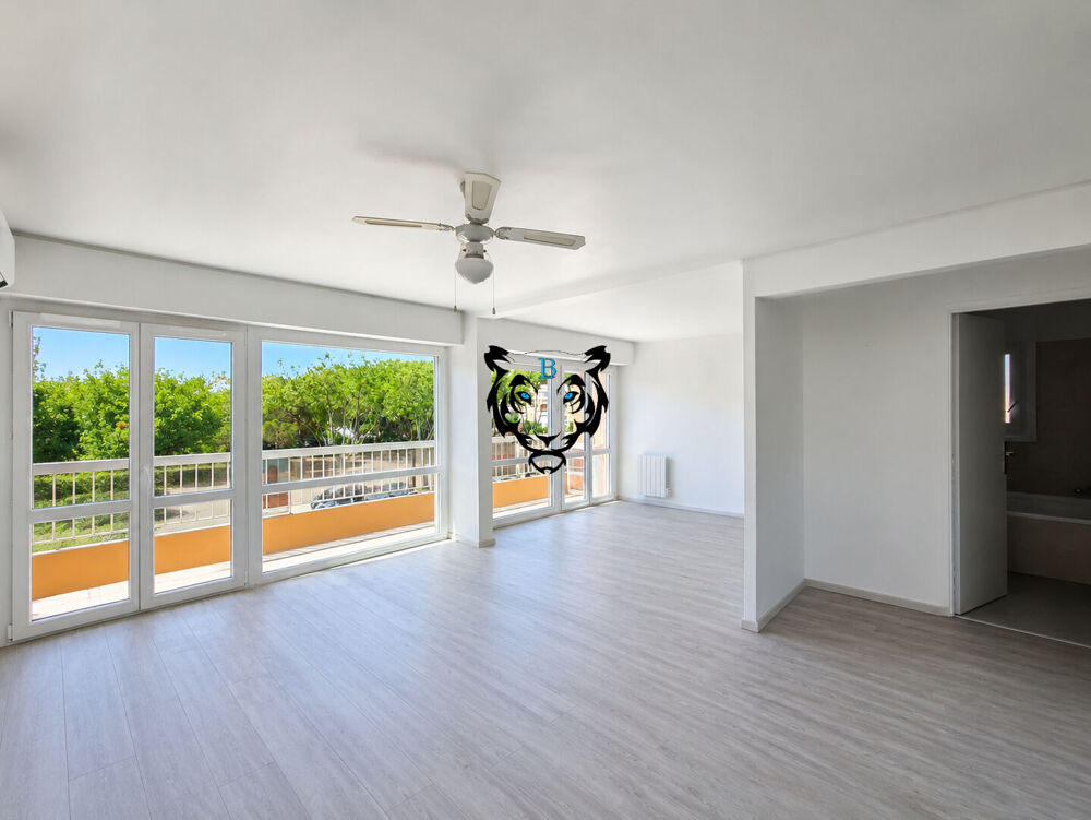 FRÉJUS - APPARTEMENT T3 AVEC BALCON de 67.70 m2