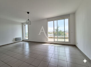 Location Appartement GRADIGNAN -ATTIQUE 4 pièce(s) 81.41m2 Gradignan