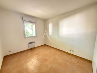  Appartement à louer 2 pièces 34 m²