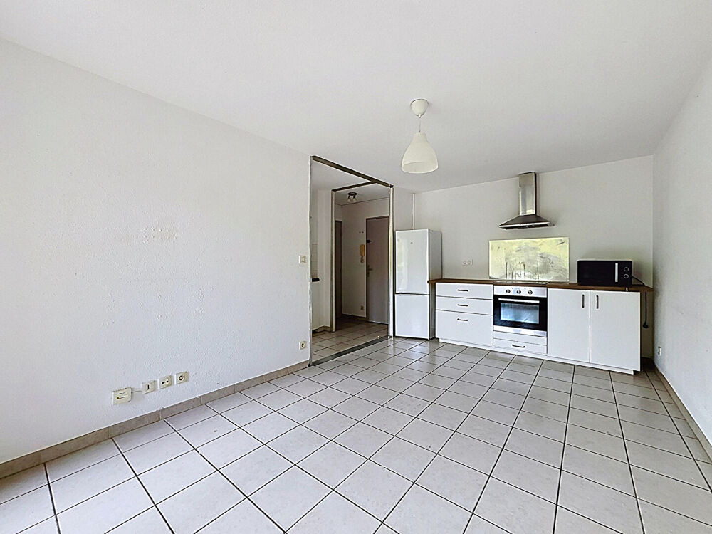 Vente Appartement AVIGNON T2 33 M² CLIMATISE AVEC BALCON PROCHE REMPARTS Avignon