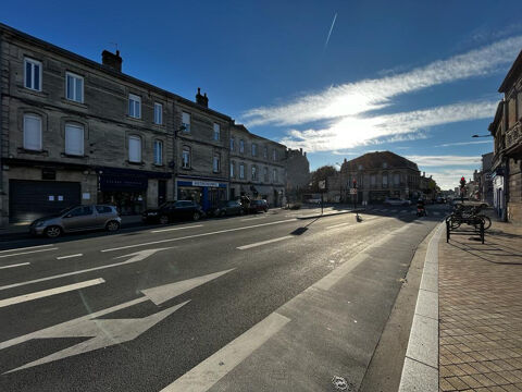 Local commercial à louer BORDEAUX 904 33000 Bordeaux