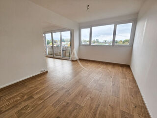  Appartement à louer 4 pièces 92 m²