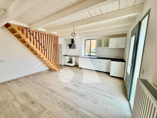  Maison à louer 4 pièces 142 m²