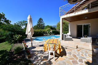  Maison  vendre 6 pices 176 m