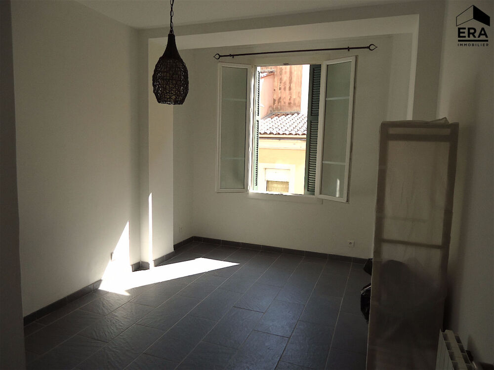 Location Appartement  louer appartement F2 42m2 -Secteur Centre-Ville- Ajaccio