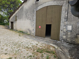  Remise / Grange à vendre 3 pièces 700 m²
