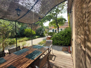  Maison  vendre 6 pices 210 m