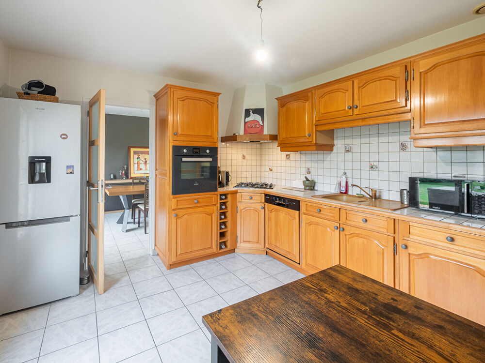 Vente Maison Maison Saint Barthélémy d'Anjou de 7 pièces avec 5 chambres, 147m² habitables avec jardin et garage Saint barthelemy d anjou