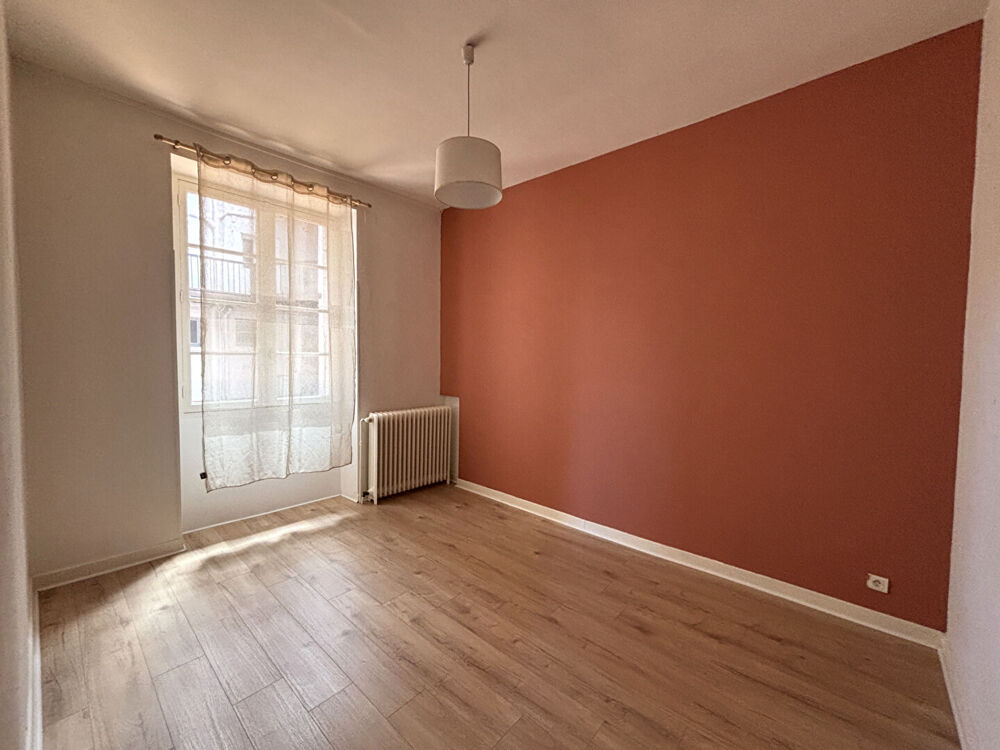 Location Appartement SEPTFONDS - Appartement rénové - 2 chambres Septfonds