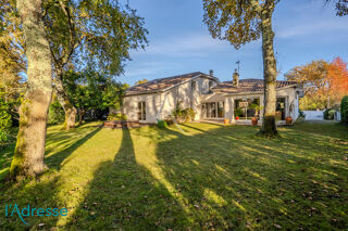  Maison à vendre 8 pièces 213 m²