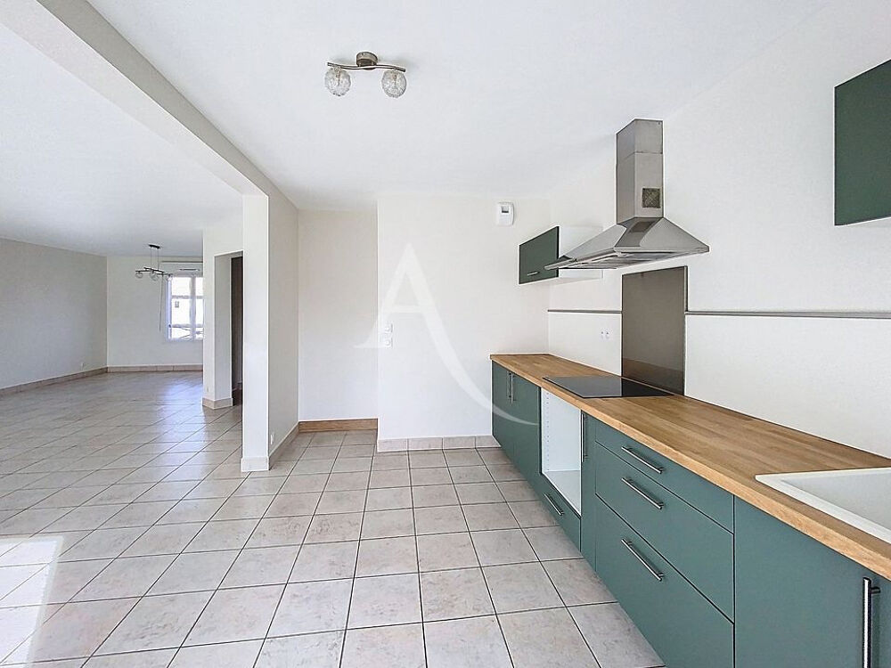 Vente Maison Maison Briollay 5 pièce(s) 118 m2 Briollay