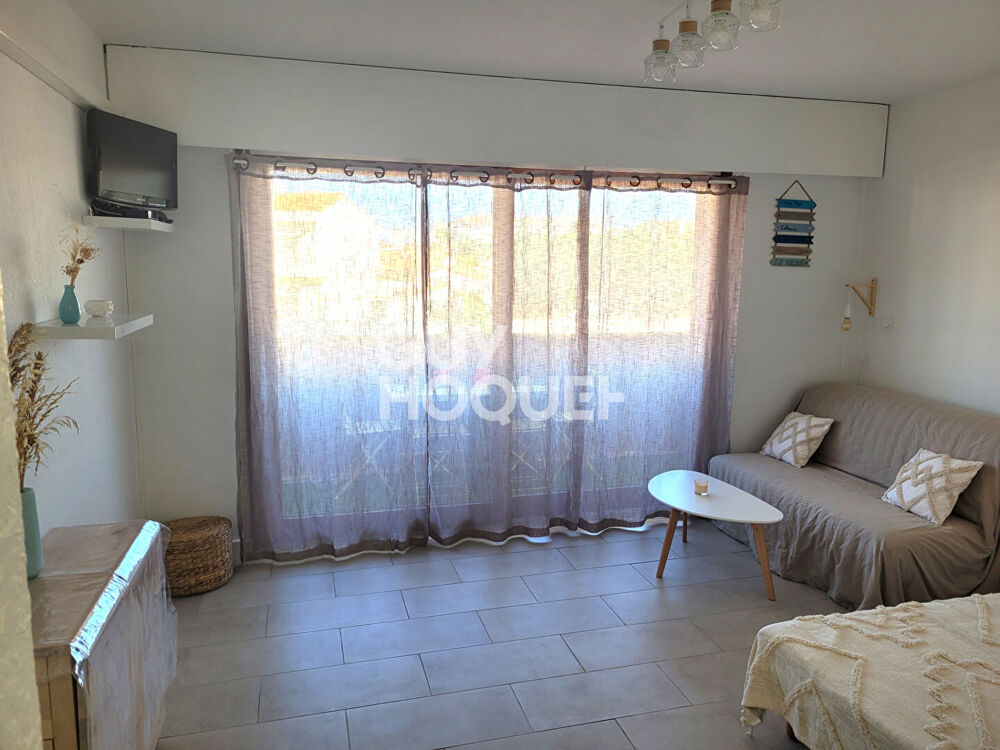 À louer ? Studio meublé à Canet-en-Roussillon, disponible de septembre à juin.