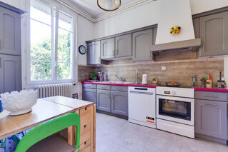  Maison à vendre 10 pièces 200 m²
