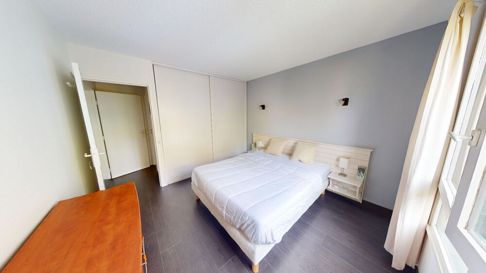 Vente Appartement Nouveauté : Grand T2 avec balcon et parking Quartier Saint-Jean Anglet
