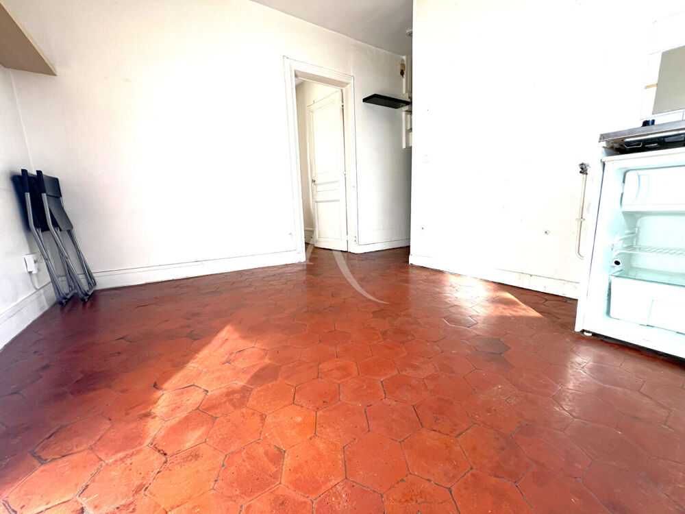 Vente Appartement Dernier étage  -Charme parisien, lumière et vue dégagée Paris 11
