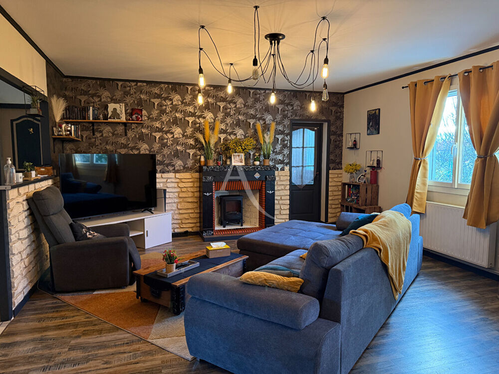 Maison avec Beaux volumes, Jardin et 2 garages