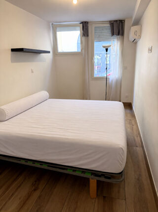  Appartement à louer 2 pièces 44 m²