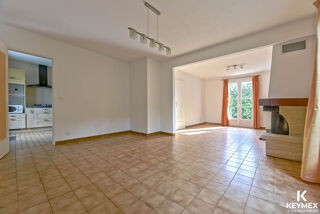  Maison  vendre 7 pices 140 m
