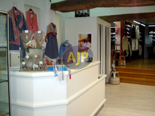  Immeuble � vendre 3 pi�ces 1 m�