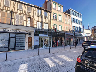  Appartement à louer 2 pièces 62 m²