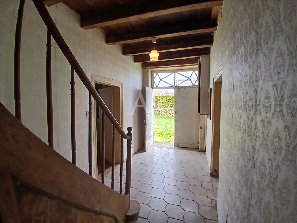 Maison Crazannes 210 m²