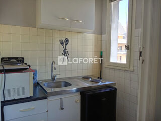  Appartement à louer 1 pièce 27 m²