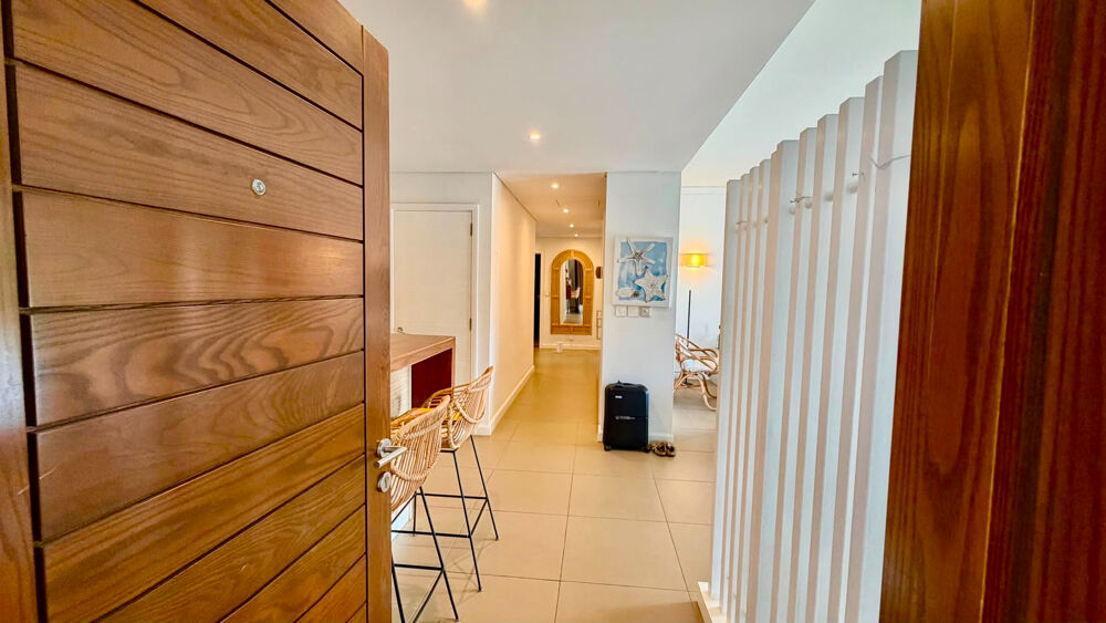 Vente Appartement APPARTEMENT D'EXCEPTION AVEC JARDIN PRIVATIF Roche noir