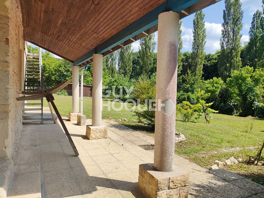 Maison mitoyenne plain pied environ 140 m²