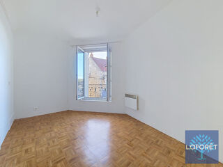 Appartement à louer 3 pièces 48 m²
