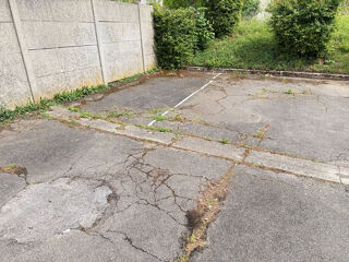  Parking / Garage à vendre 