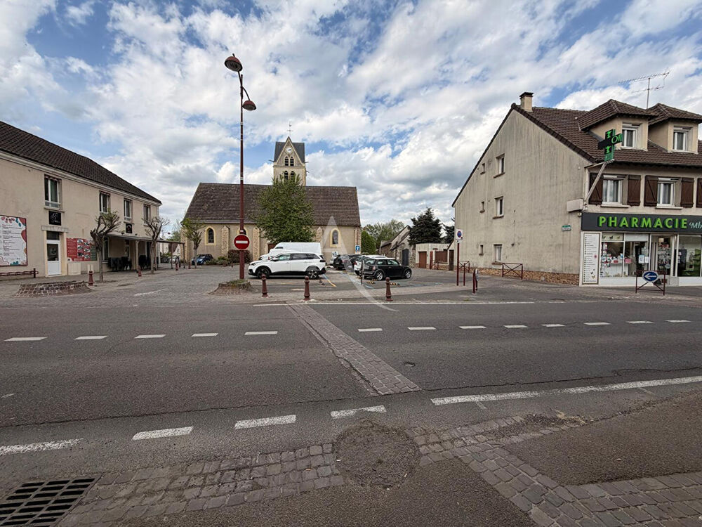 Vente Appartement STUDIO 23 m²  A 5 Km D'OZOIR-LA-FERRIERE Ozoir la ferriere