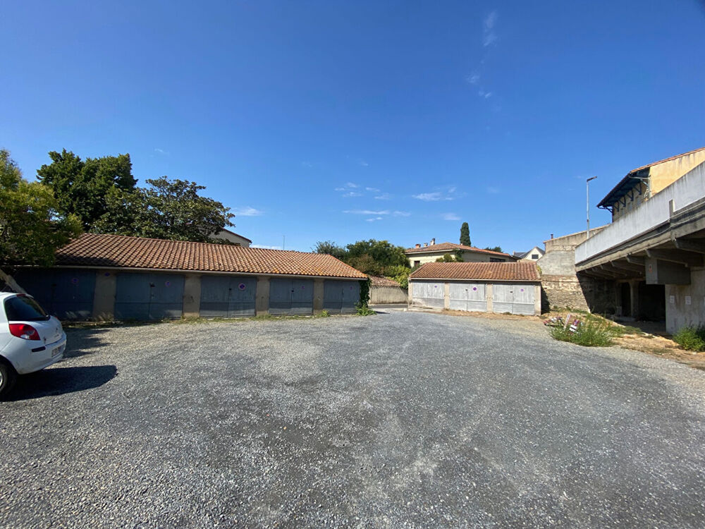 Vente Parking/Garage Garage d'environ 120 m2 a 2 minutes du Centre-Ville Carcassonne