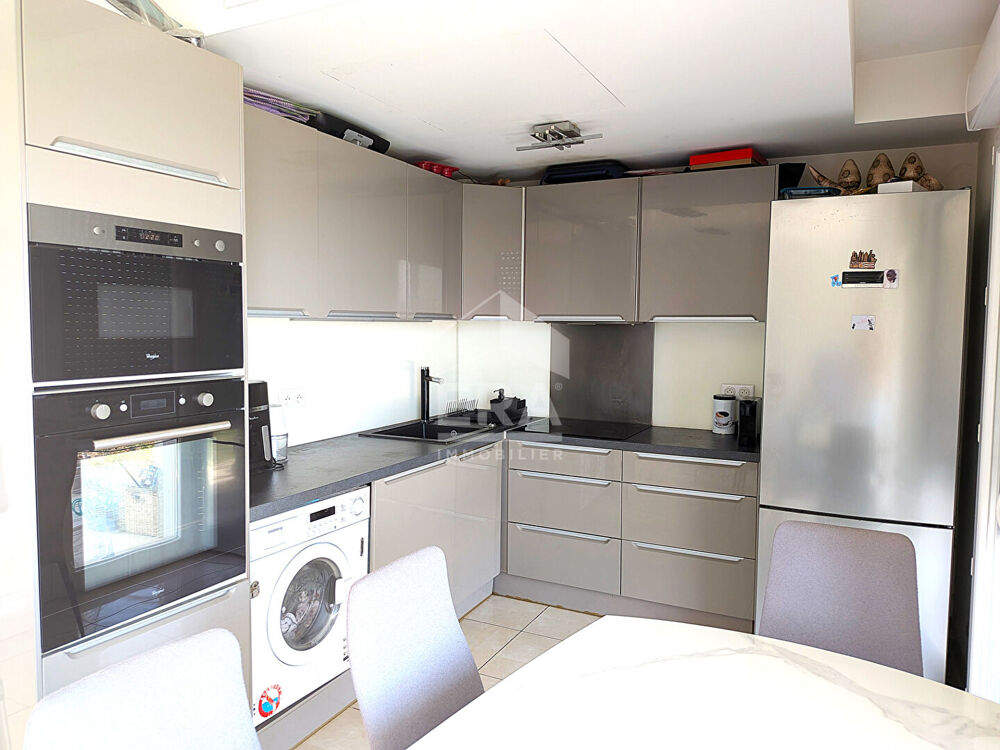 Vente Appartement Saint-Laurent-du-Var Magnifique duplex 4 pièces de 80 m² avec terrasse exceptionnelle, piscine et vue dégagée Saint laurent du var
