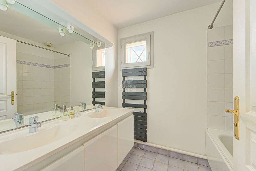 à vendre  Maison Chambourcy (78240)